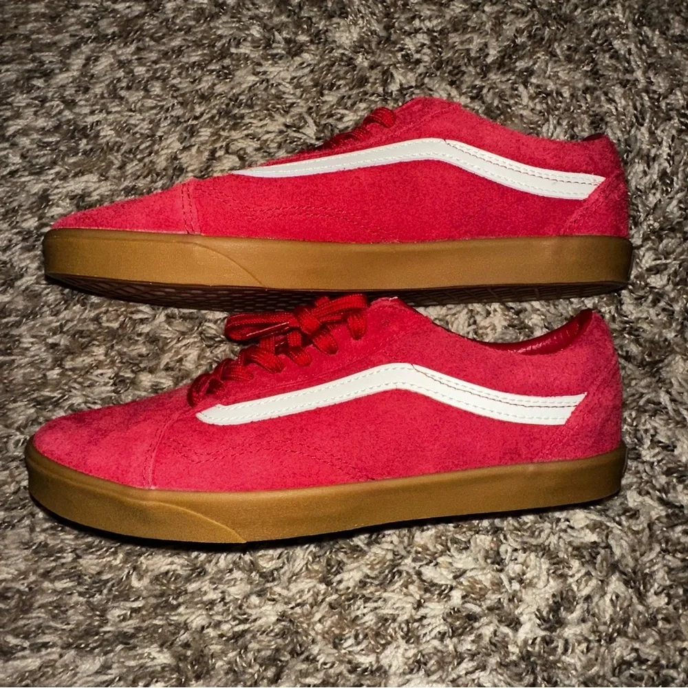 NEW VANS OLD SKOOL LOWPRO 'RED GUM' Women’s Size 8 RARE - Picture 9 of 12